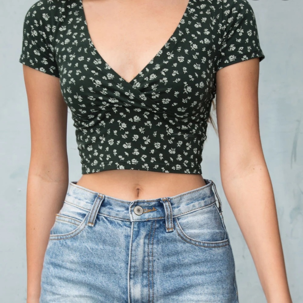 NWT Brandy Melville Amara Top